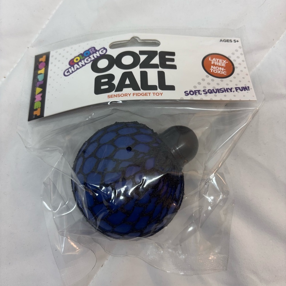 NWT Color Changing Ooze Ball Sensory Fidget Toy- Toy Planet blue & purple